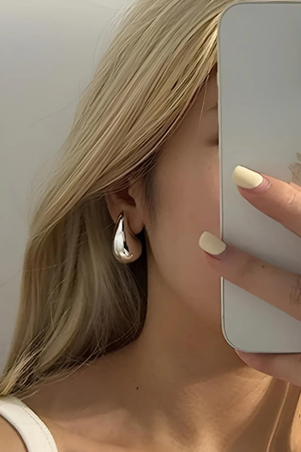 Marga | Raindrop Minimalist Everyday Earrings