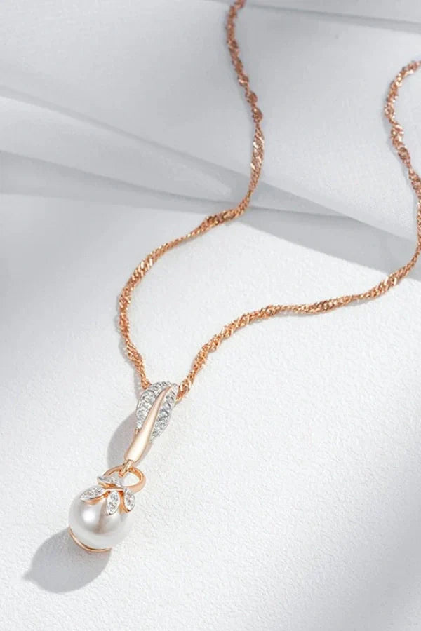 Natalie | Floral Pendant Gold Necklace