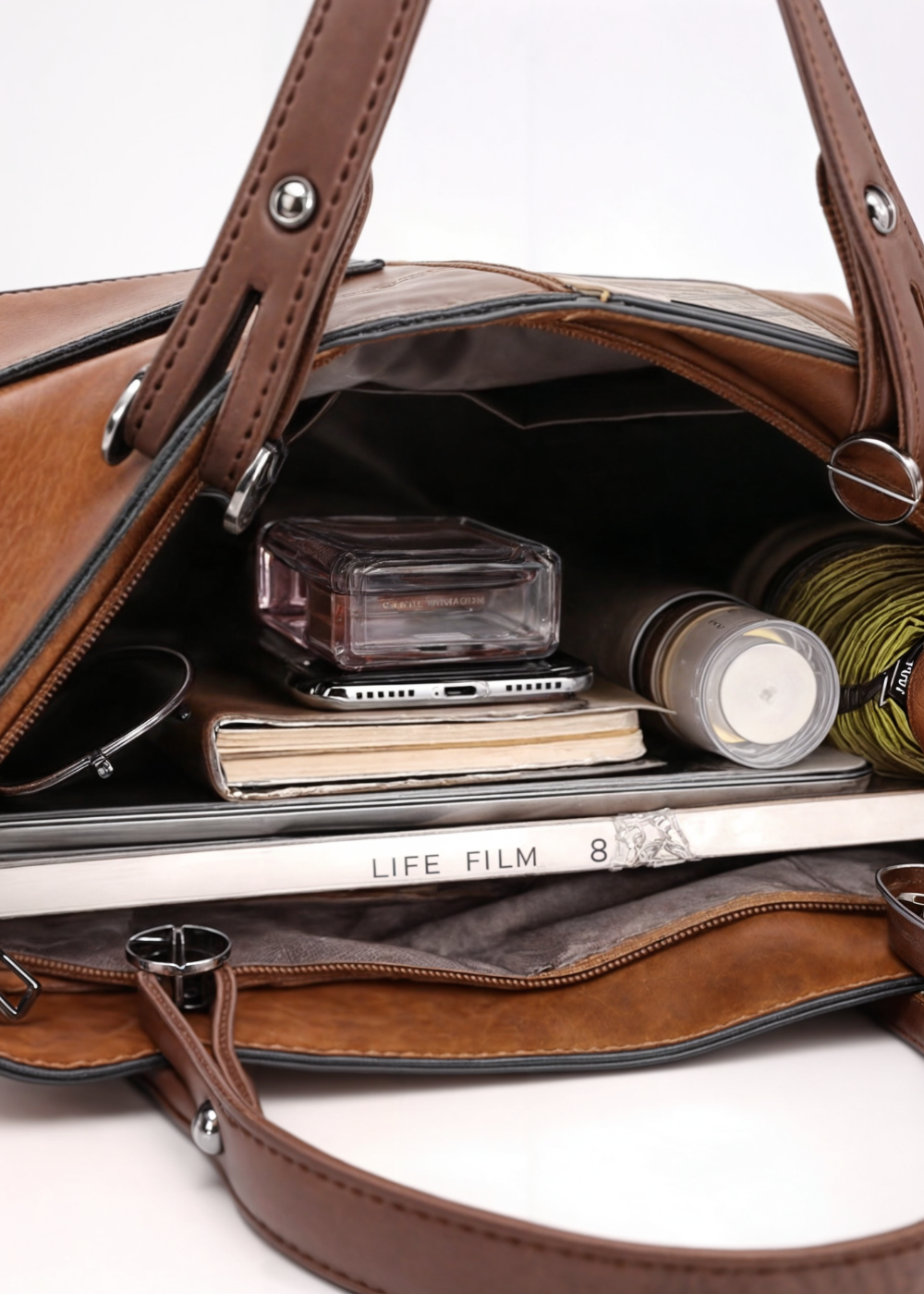 Alexa | Signature Shoulder Bag