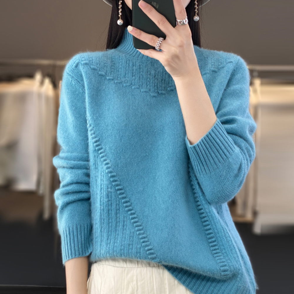 Rose | Soft Knit Sweater with Diagonal Stitch