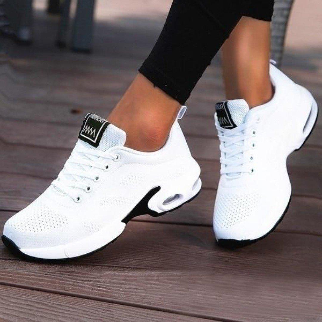 Sienna | Women’s Lightweight Walking Shoes with Arch Support & Slip-On Comfort
