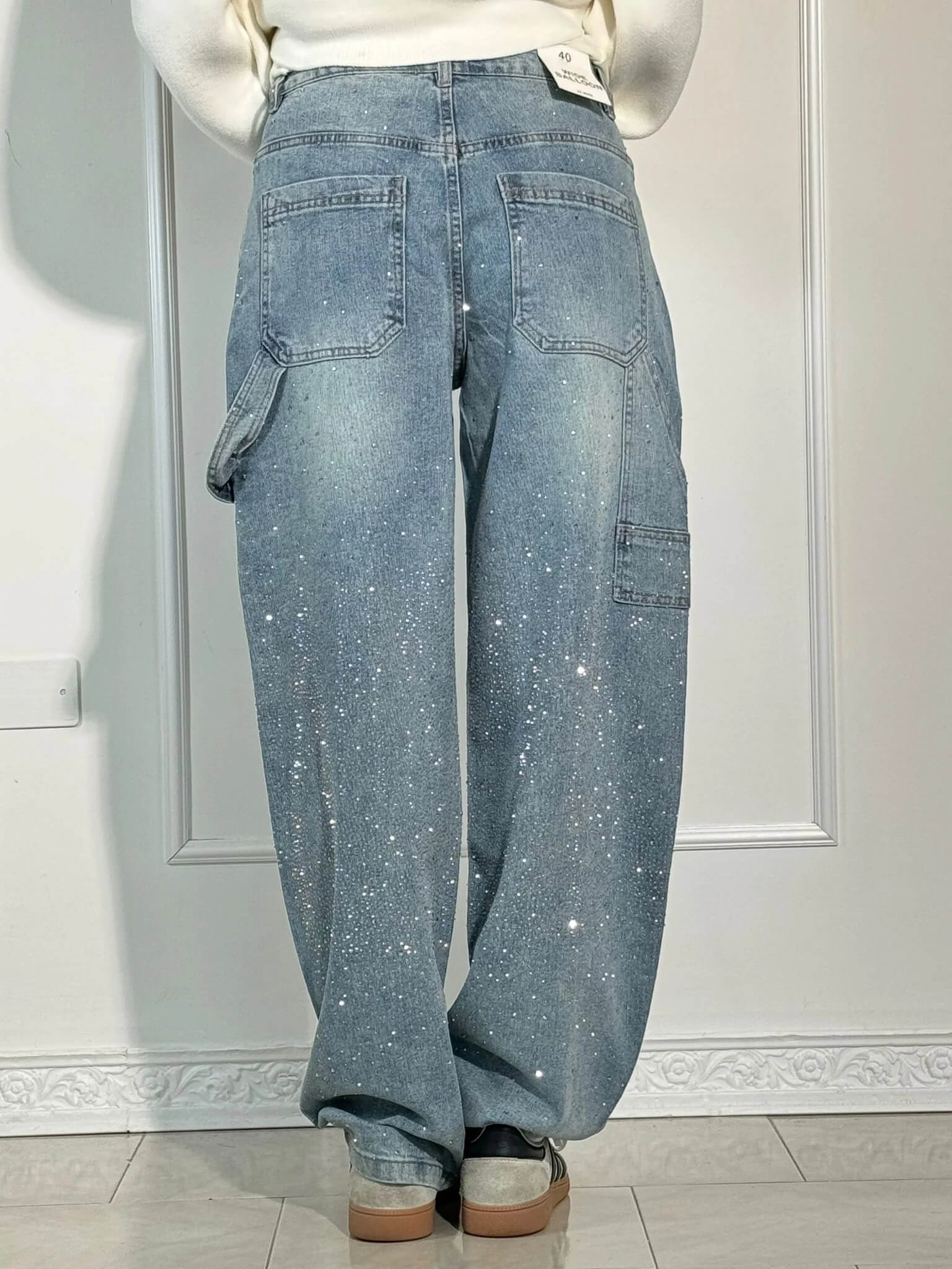 Sabbie | Diamond Jeans with Balloon Fit and Sparkling Details