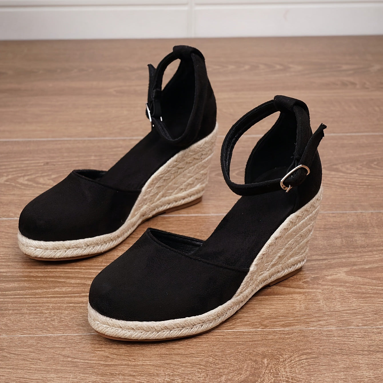 Maricar | Women’s Strappy Flat Sandals with Cushioned Sole