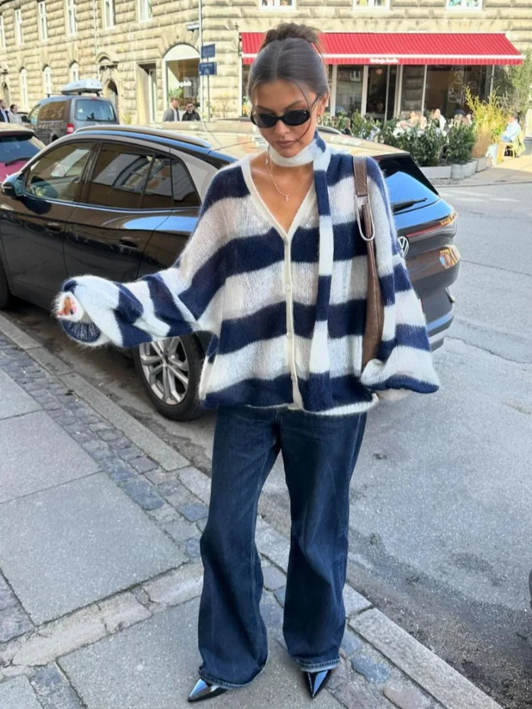 Luna | Cardigan & Scarf Set for Effortless Elegance