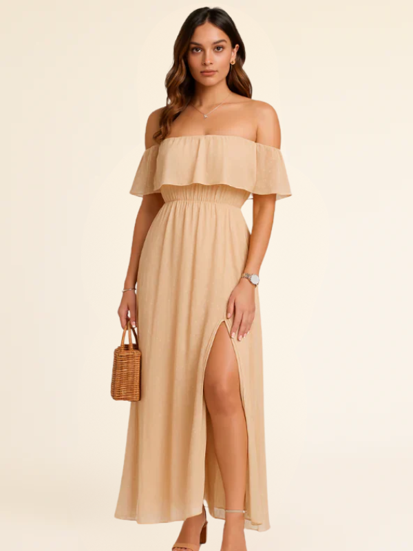 Kiara | Off-Shoulder Maxi Dress with Polka Dot Print and Slit