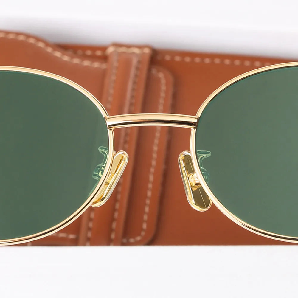 Evelyn | Oval Frame Sunglasses Gold & Black Metal & Polycarbonate Stylish and Protective