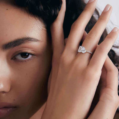 Heide | Sleek Emerald & Pear Cut Pavé Ring