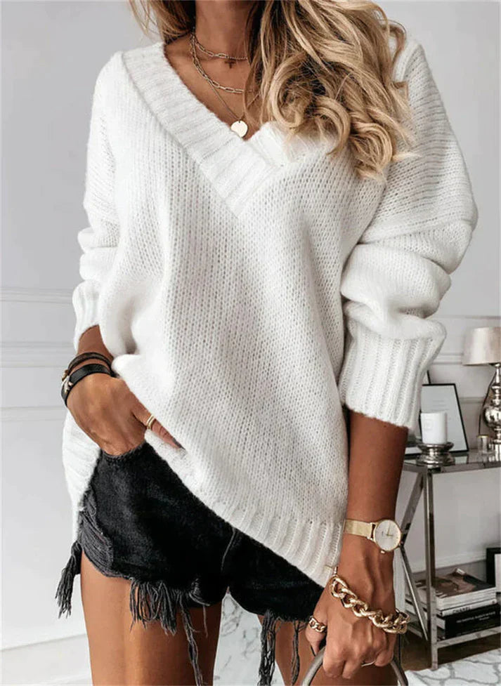 Tilly | Women’s Soft‑Knit V‑Neck Sweater with Relaxed Silhouette