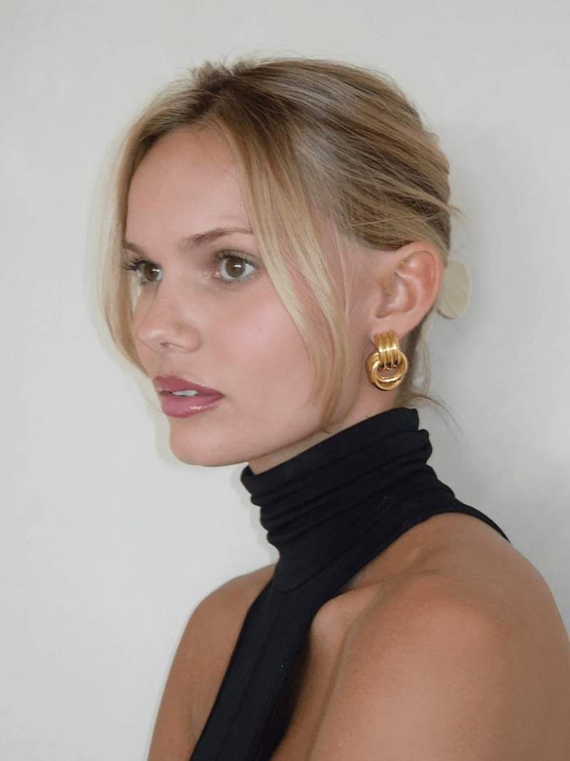 Flora | Knot Earrings Everyday Elegance