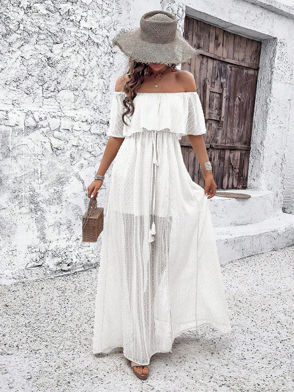 Kiara | Off-Shoulder Maxi Dress with Polka Dot Print and Slit